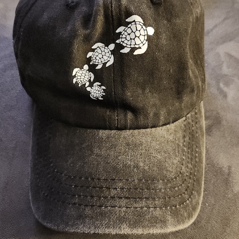 NEW - BASEBALL CAP, HAT - TURTLES 🐢